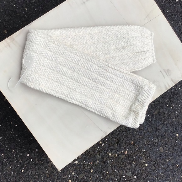 Cream leg warmers brand new and pink socks OS - Picture 3 of 5